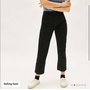Everlane Straight Leg Crop in Black, size 6